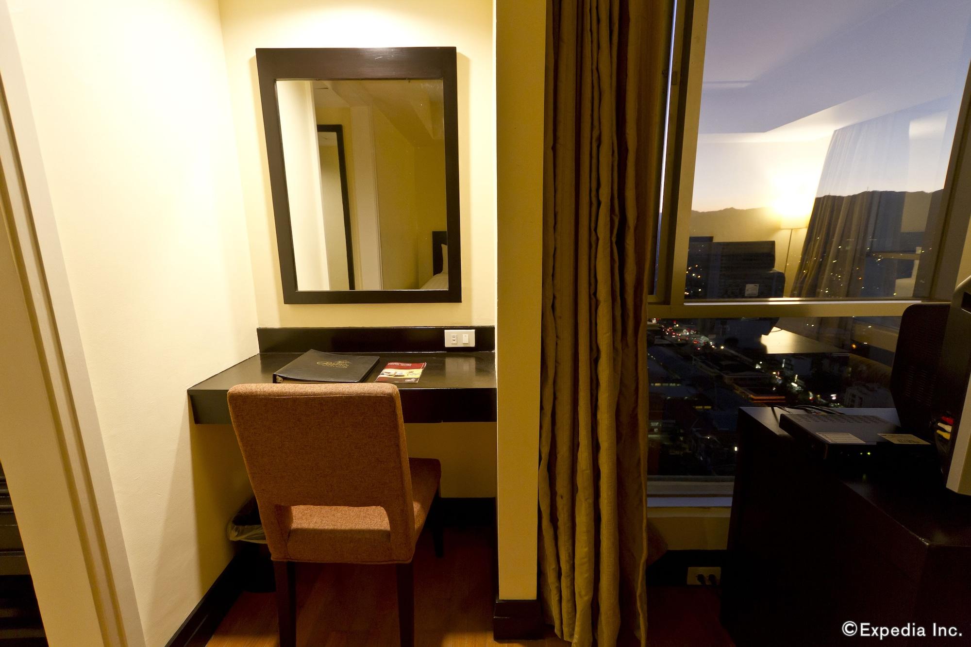 Crown Regency Hotel & Towers Cebu Екстер'єр фото