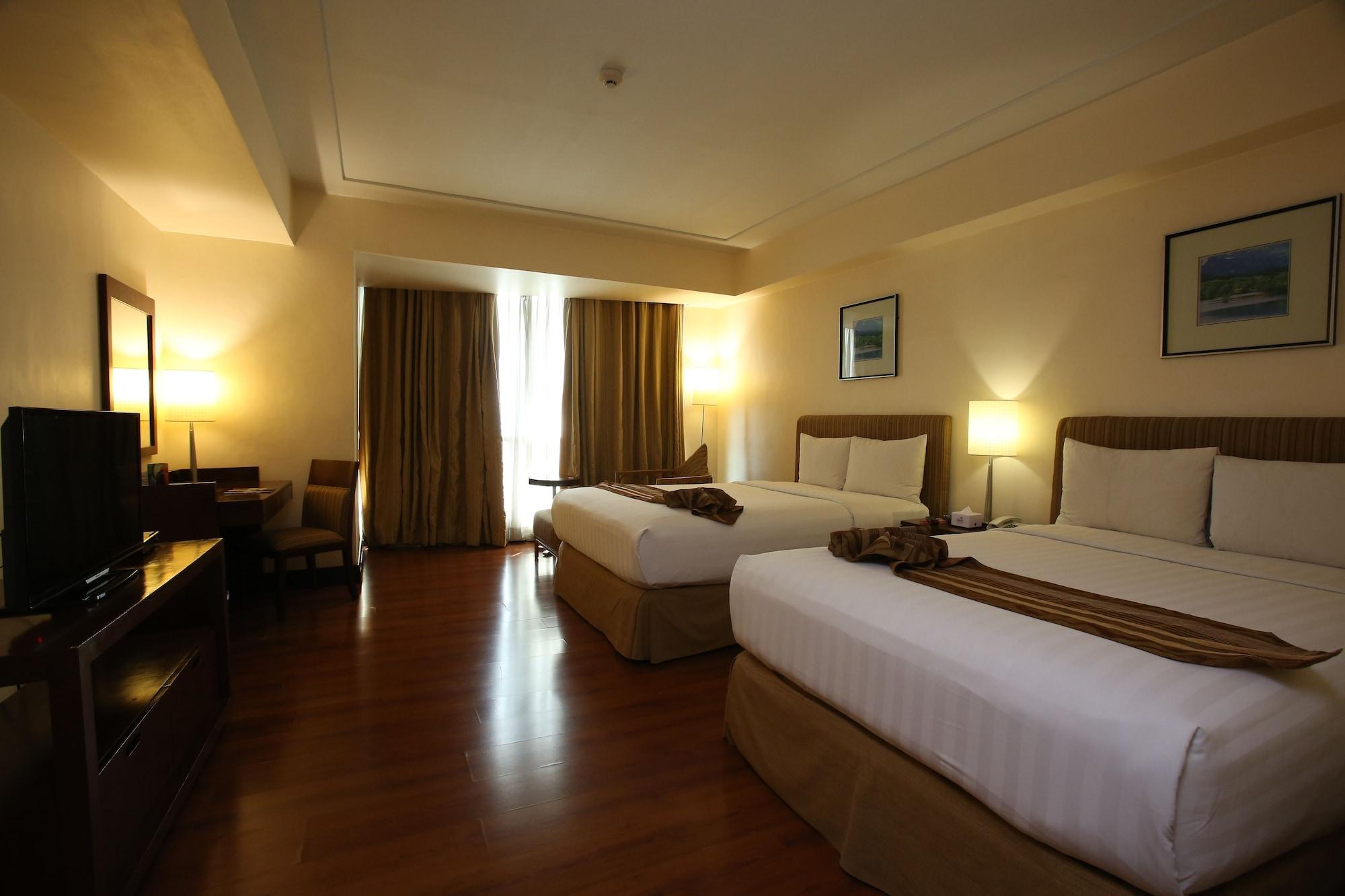Crown Regency Hotel & Towers Cebu Екстер'єр фото